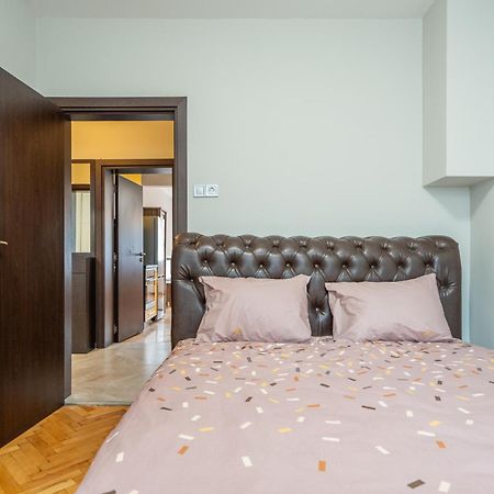 The Right Choice 10 Apartment Sofia Luaran gambar